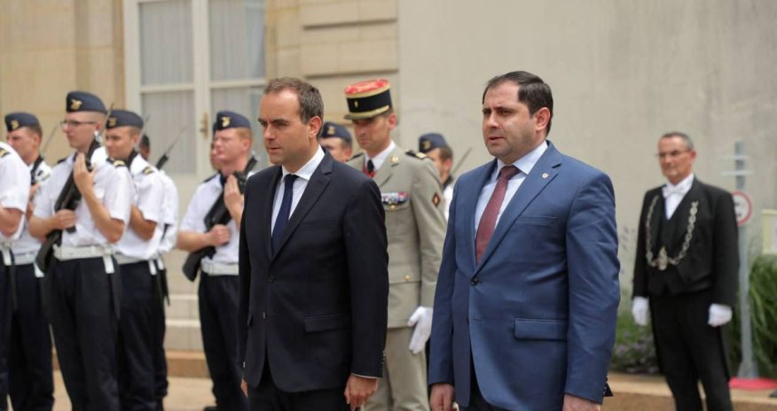 Ermənistan və Fransa müdafiə nazirləri görüşüb