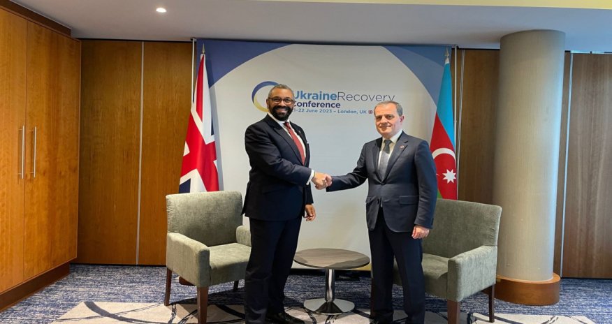 Ceyhun Bayramov Britaniyanın XİN başçısı ilə görüşüb - FOTO