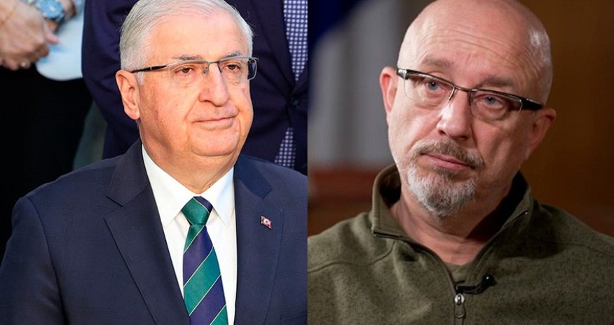 Türkiyə və Ukraynanın müdafiə nazirləri  taxıl sazişini  müzakirə ediblər