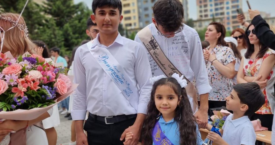 Bu gün məktəblərdə 