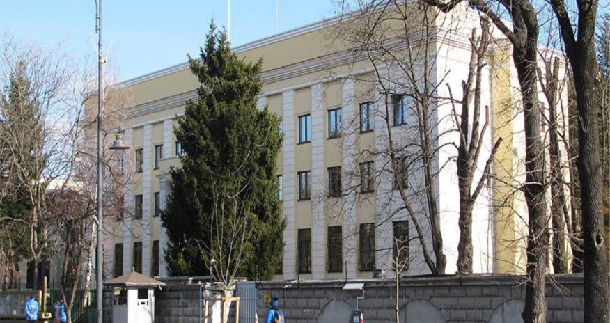 Rusiyanın Buxarestdəki səfirliyinin 40 əməkdaşı Rumıniyanı tərk edib