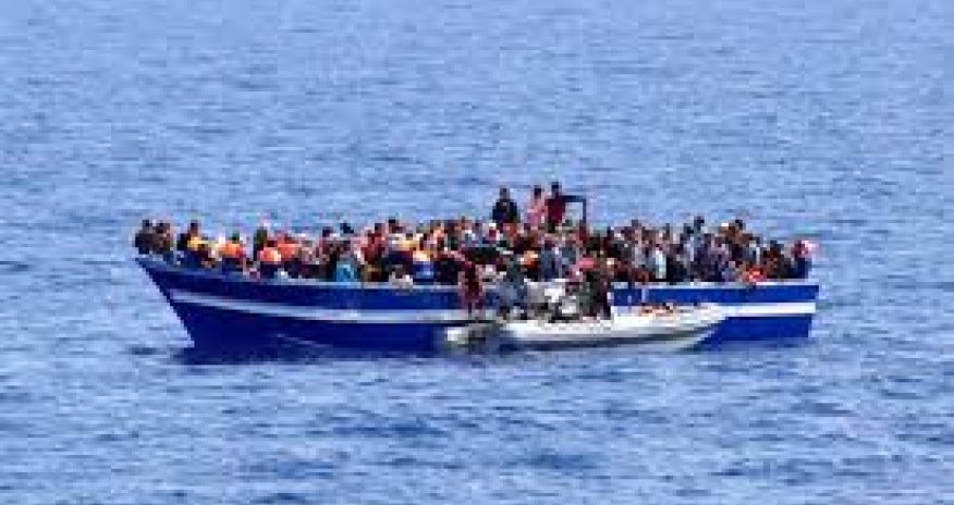 Kanar adaları yaxınlığında gəmi batıb, 51 miqrant ölüb