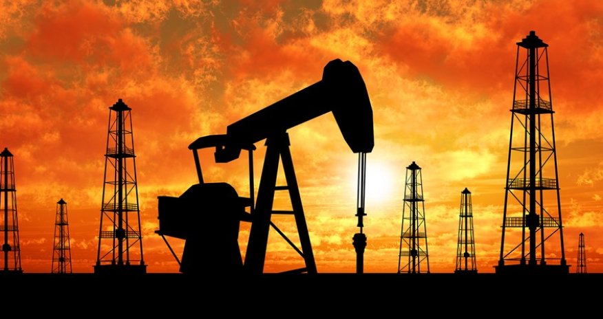 Azerbaijani oil price falls by over 1%
