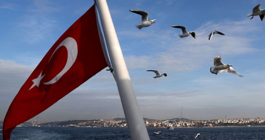 Türkiyə Rusiya ilə ticarətdə dollardan imtina etməyə çağırıb