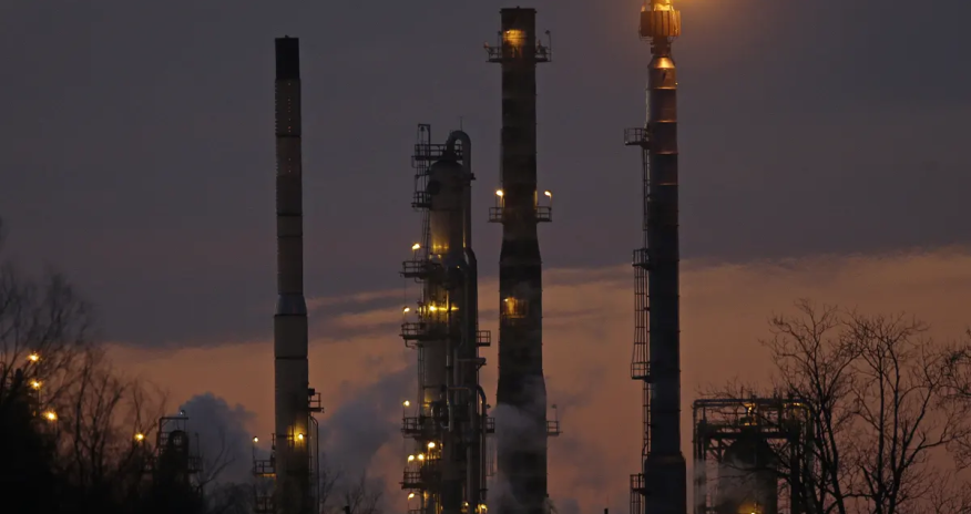 Azərbaycan hökumətindən neft 700 milyon dollardan çox təzminat tələb olunur