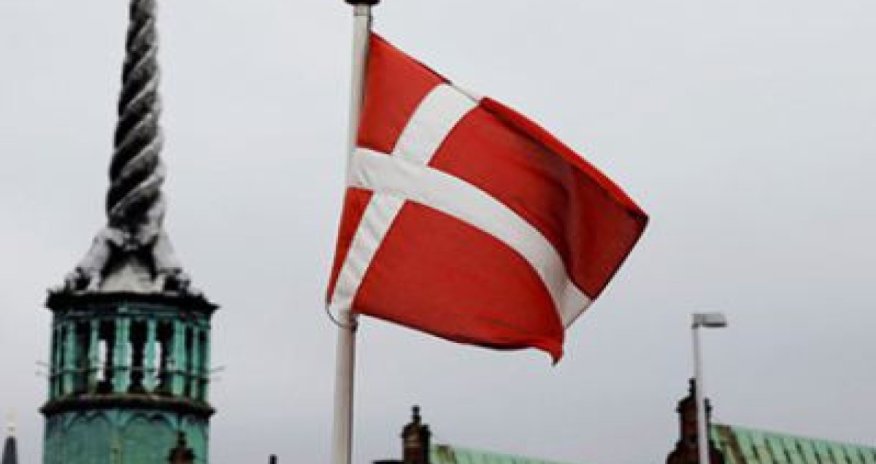 Danimarka XİN Quranın yandırılmasını pisləyib