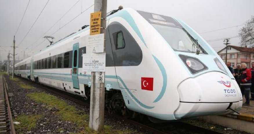 Türkiyə ilk elektrik qatarını istehsal edəcək