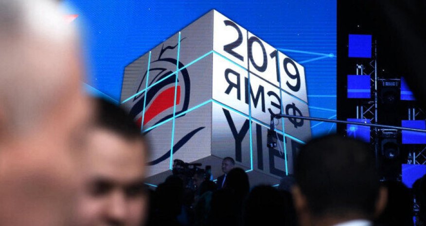 Krımda keçirilən iqtisadi forum təxirə salınıb