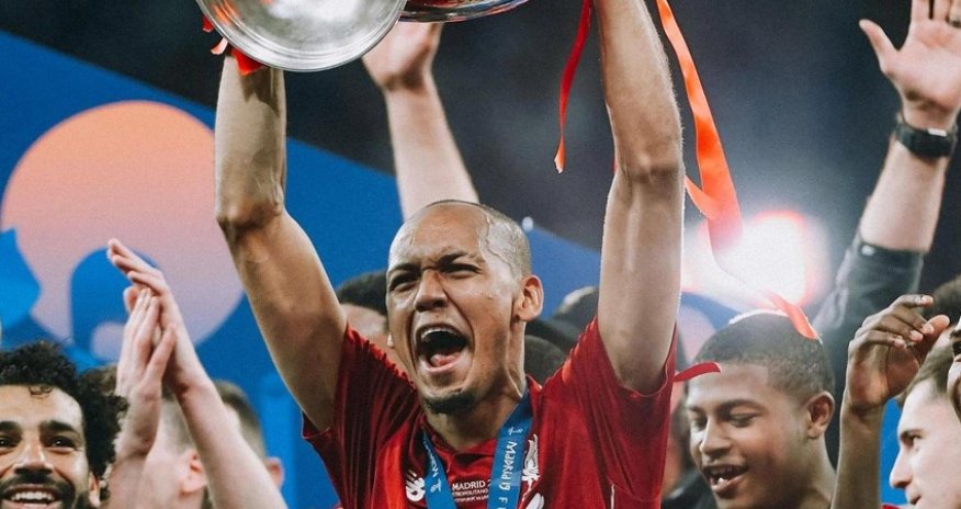 Полузащитник 