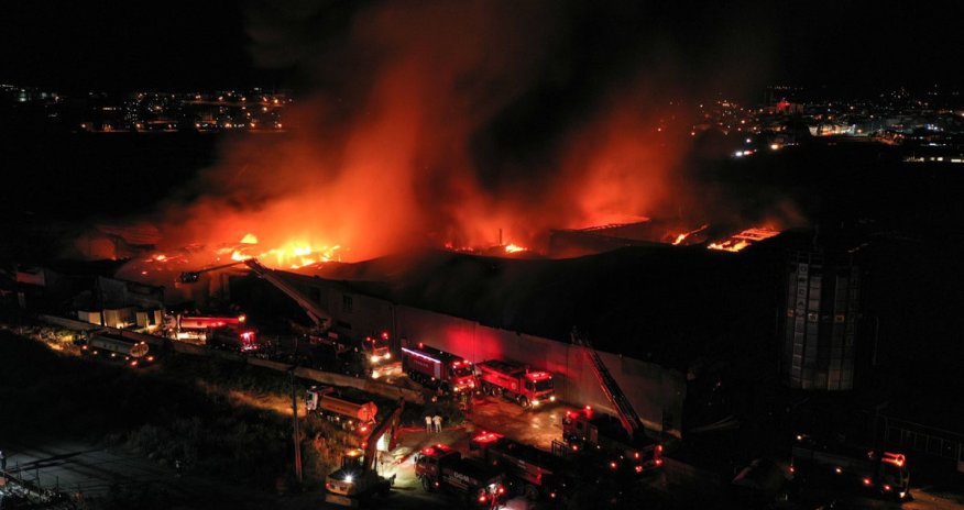 Türkiyədə 10 zavod yanıb