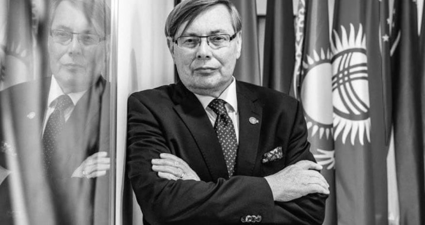 XİN TDT Nümayəndəliyinin icraçı direktorunun vəfatı ilə bağlı başsağlığı verib