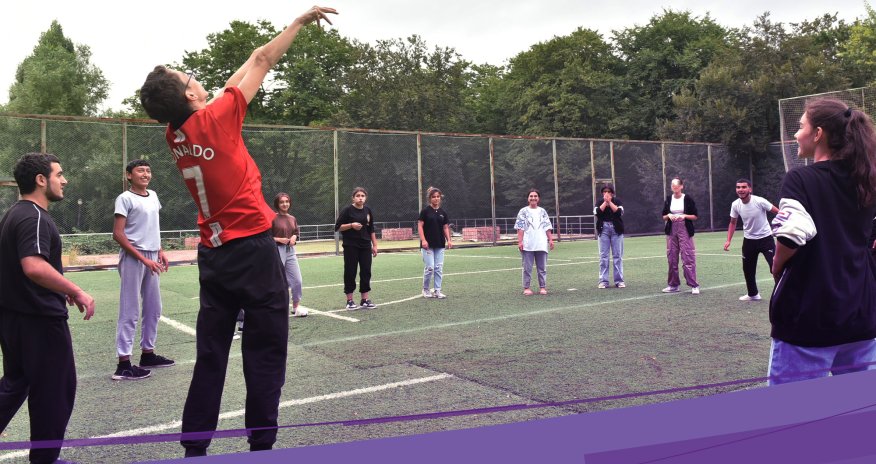 “YouthCan!” project in summer camp