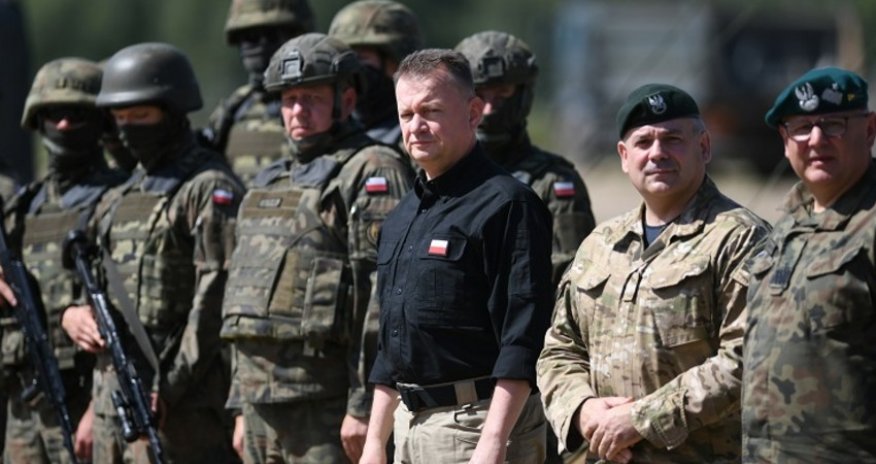 Polşa Belarusla sərhədə xüsusi qrup yerləşdirib