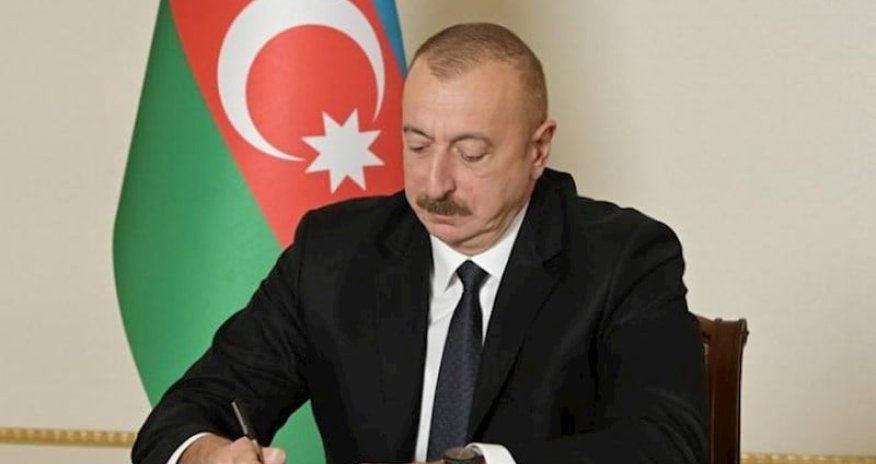 Prezident fərman imzaladı
