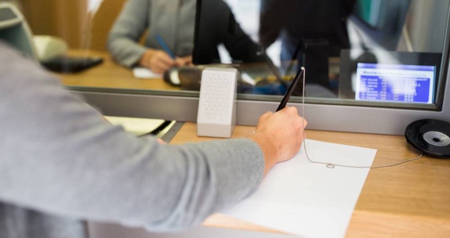 Azərbaycanda bank müştərilərinin sayı artıb