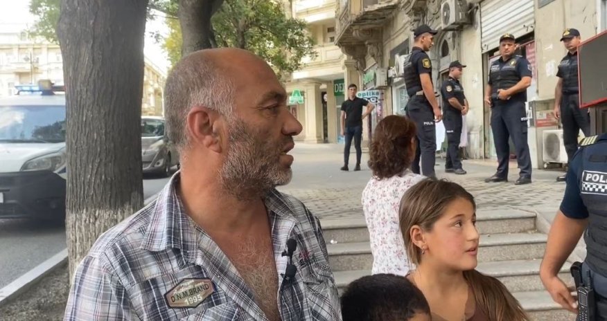 Qazi təqaüdünün kəsilməsinə görə etiraz edir - VİDEO