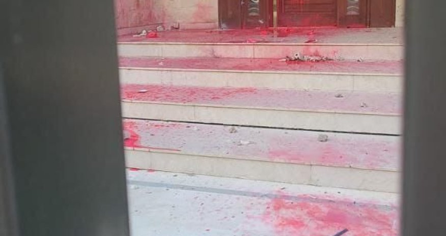 Azərbaycanın Livandakı səfirliyinə hücum olub