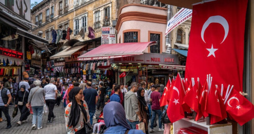 Türkiyə iqtisadiyyatı 4% yaxın artıb