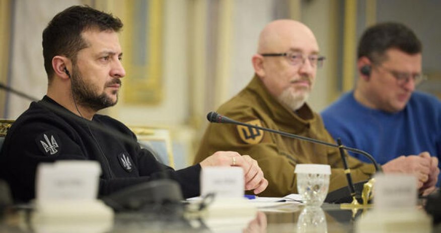 Zelenski Reznikovun istefasını təsdiqləyib