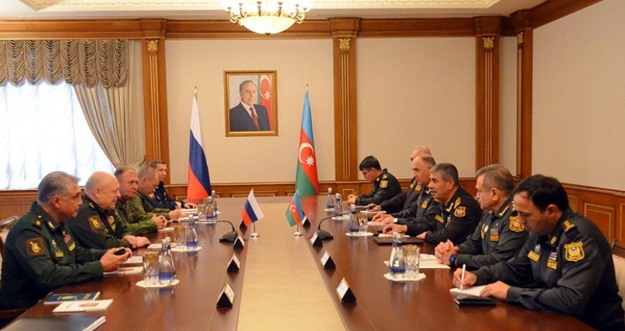 Nazir sülhməramlıların yeni komandanını qəbul edib