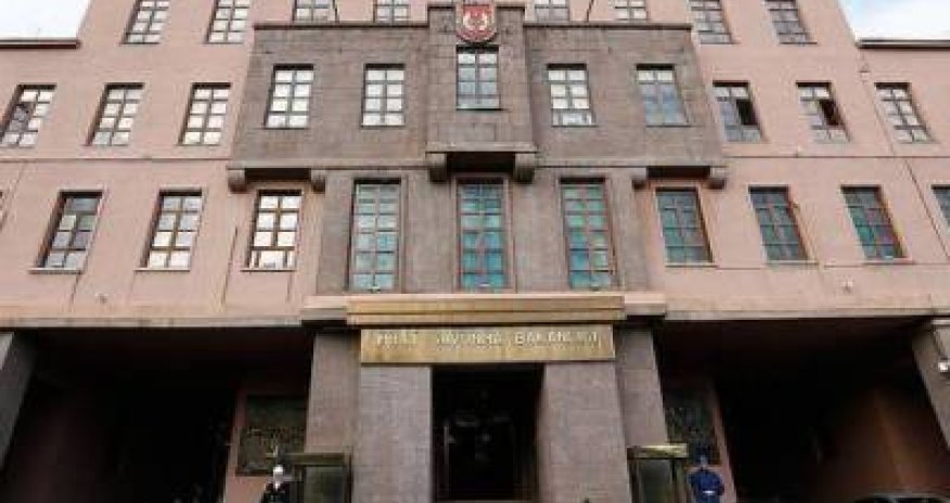 Türkiyə Ermənistanın ona uzanan sülh əlinə müsbət cavab verəcəyinə inanır - Zeki Aktürk