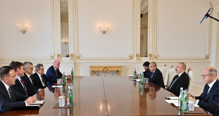 Əliyev BP şirkətinin İdarə Heyətinin sədrini qəbul edib