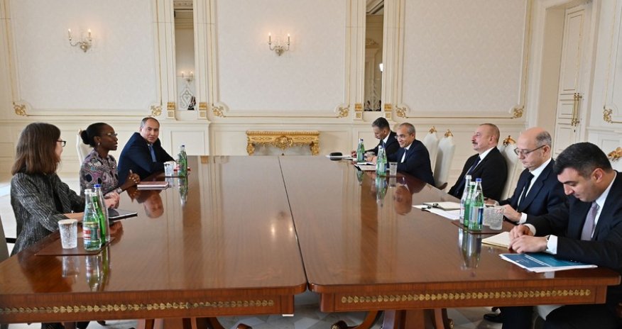 Əliyev Dünya Bankının Cənubi Qafqaz üzrə regional direktorunu qəbul edib
