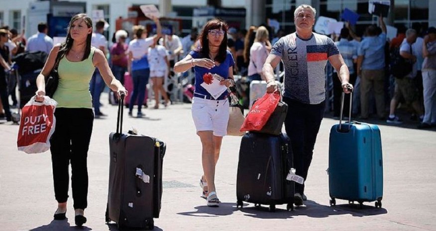 Səkkiz ayda nə qədər turist gəlib?- RƏSMİ