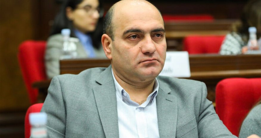 İrəvanda etiraz edən deputat da saxlanılıb