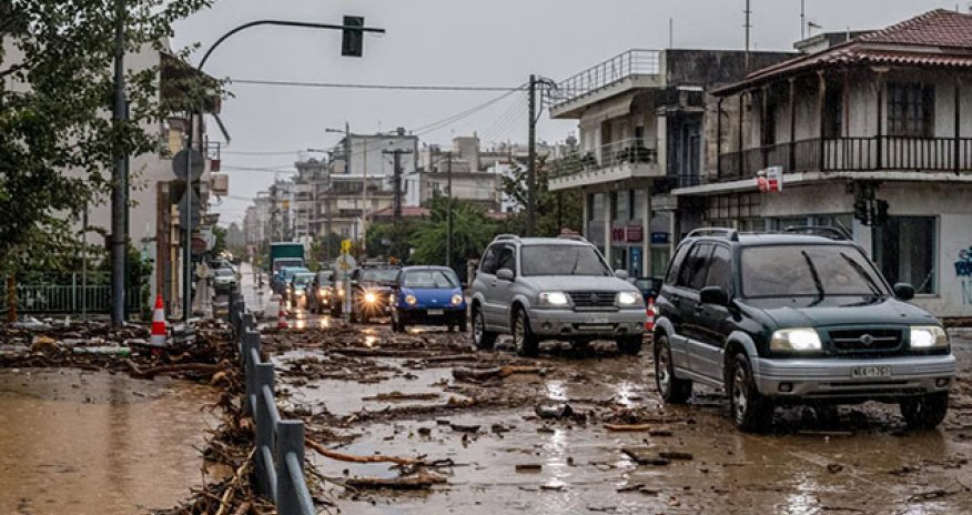 Yunanıstanda insanlara evdən çölə çıxmamaq tövsiyə edilib