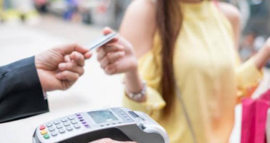 Azərbaycanda POS-terminalların sayı azalıb