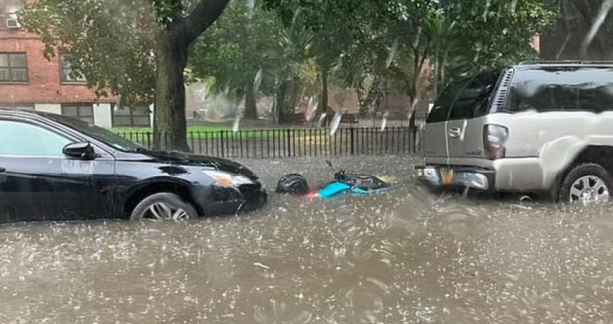 Nyu-Yorkda fövqəladə vəziyyət elan edildi