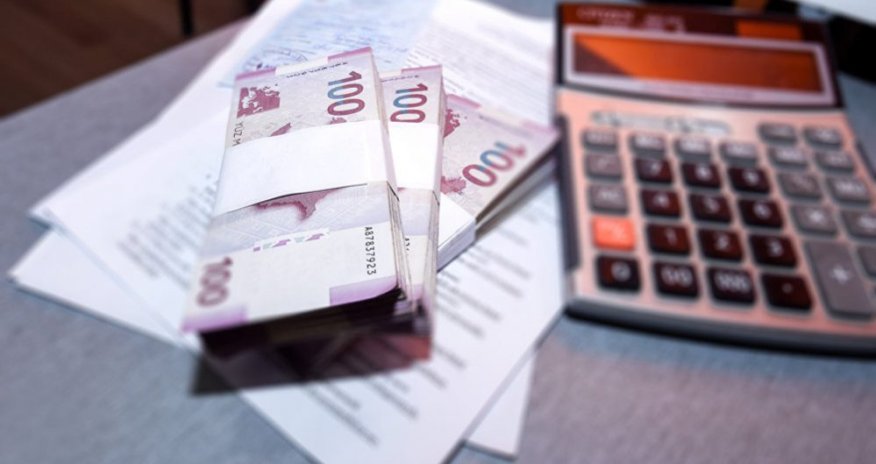 Ölkə iqtisadiyyatında muzdla çalışan işçilərin sayı açıqlanıb