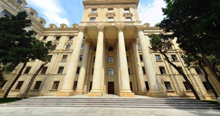 XİN Fransanın xarici işlər nazirinə cavab verib