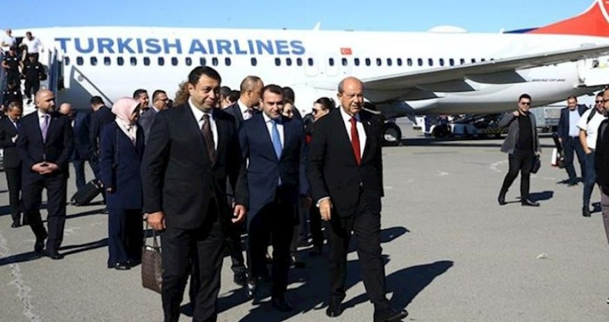 Ersin Tatar Azərbaycana gəldi