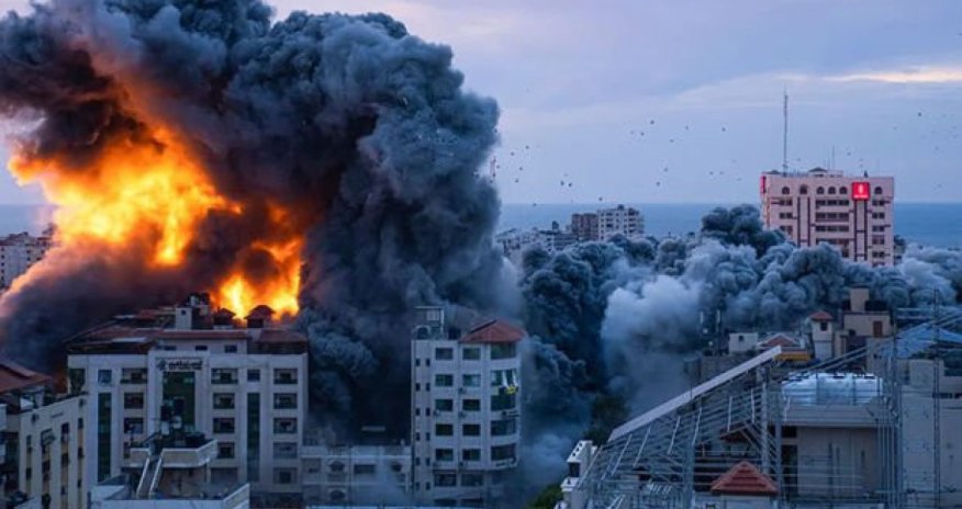 İsrailin zərbələri nəticəsində Qəzzada ölənlərin sayı 2215-ə çatıb