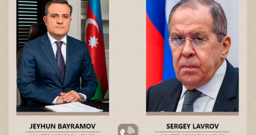 Главы МИД Азербайджана и России обсудили ситуацию в регионе