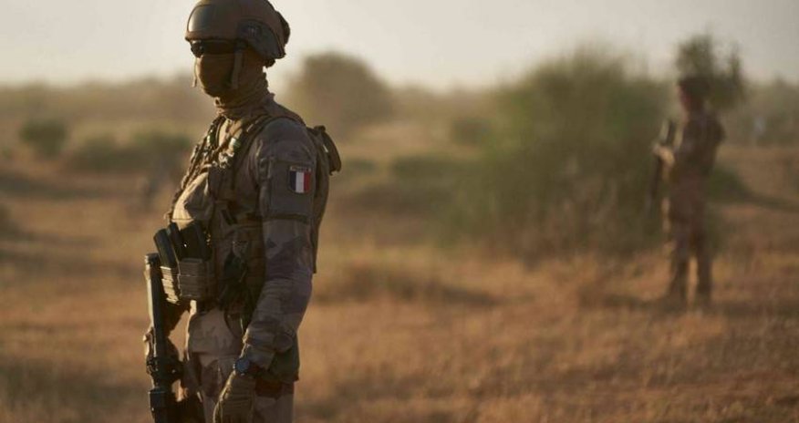 Fransa ilin sonuna qədər hərbi qüvvələrini Nigerdən çıxaracaq