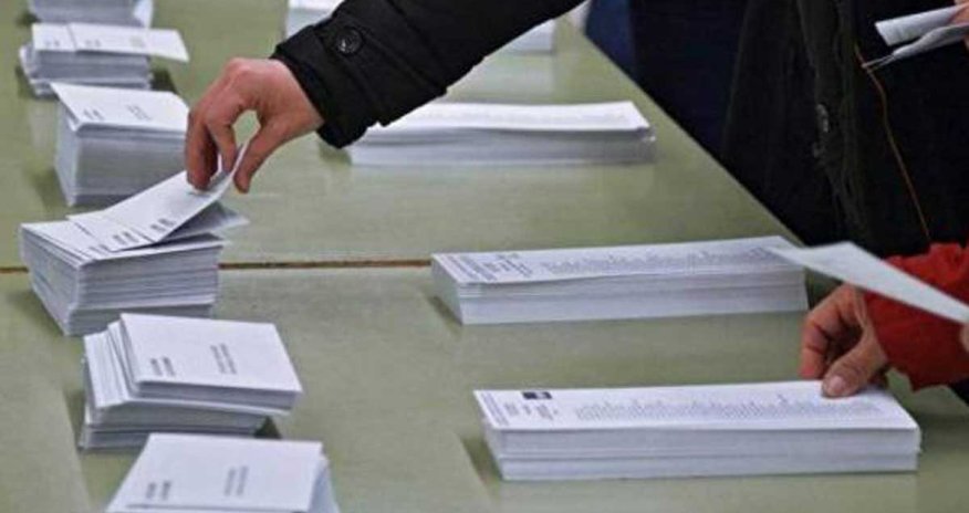 Argentinada prezident və parlament seçkilərində səsvermə başlayıb