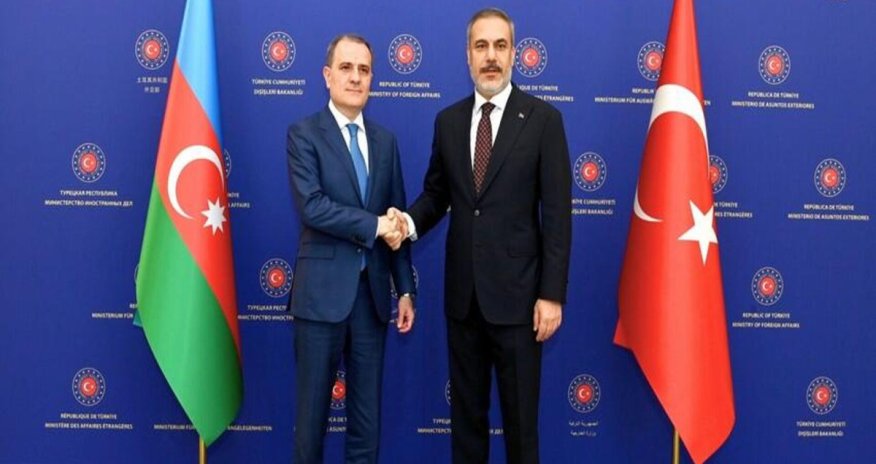 Türkiyə və Azərbaycan XİN başçıları görüşüb