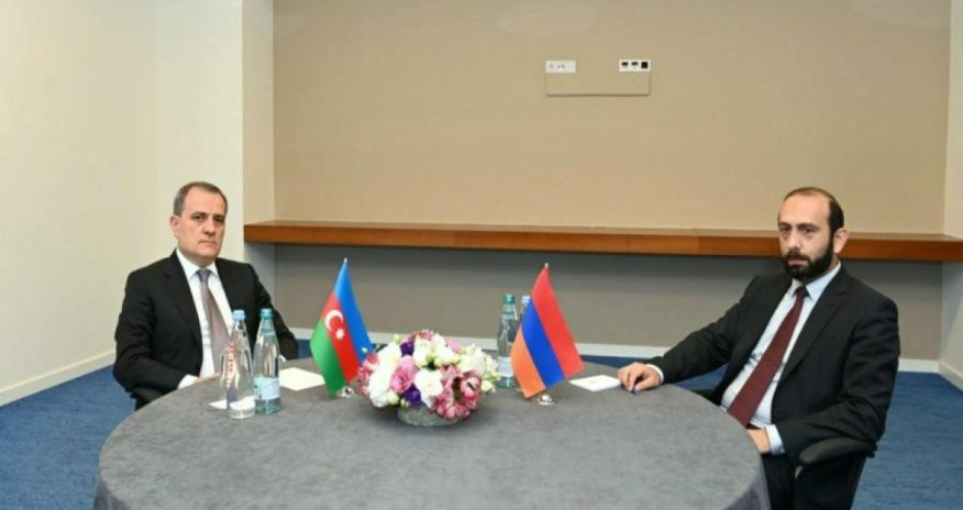 Tehranda Azərbaycan və Ermənistan XİN başçıları arasında danışıq olub