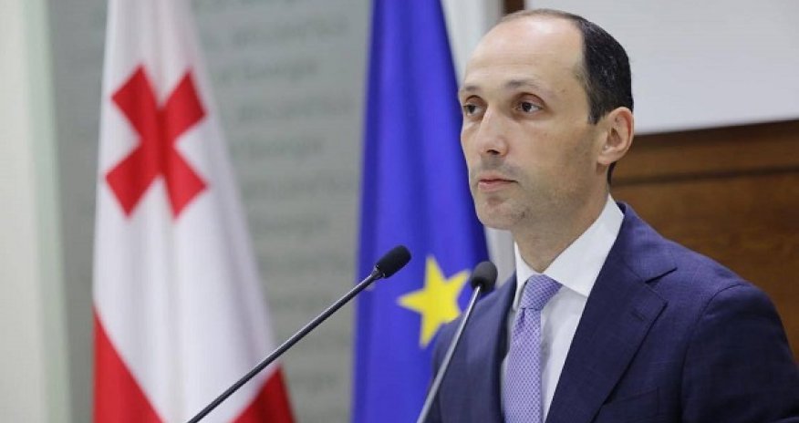 Gürcüstanın nazir müavini - Gürcüstan sülh sazişi prosesinə vasitəçilik edir