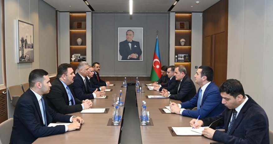 XİN-də Azərbaycan-İraq əməkdaşlığı müzakirə olunub