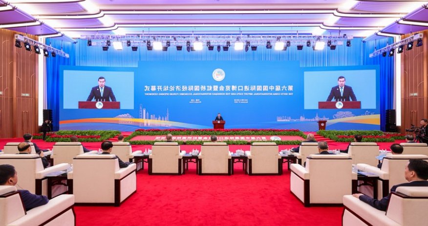 Qazaxıstan Çin şirkətlərinə Transxəzər marşrutundan daha aktiv istifadə etməyi təklif edib