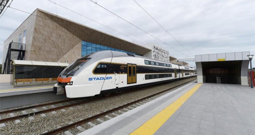 Bakı-Sumqayıt qatarları ilə sərnişindaşıma artıb