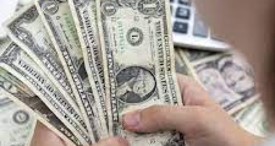 Banklar 35 milyondan çox dollar alıb - Valyuta hərracı