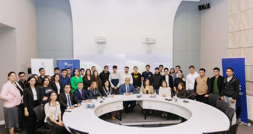 Azərbaycanlı Tələbələr və Məzunlar Platforması Zəfər Günü və Dövlət Bayrağı Günü ilə bağlı tədbirlər keçirib