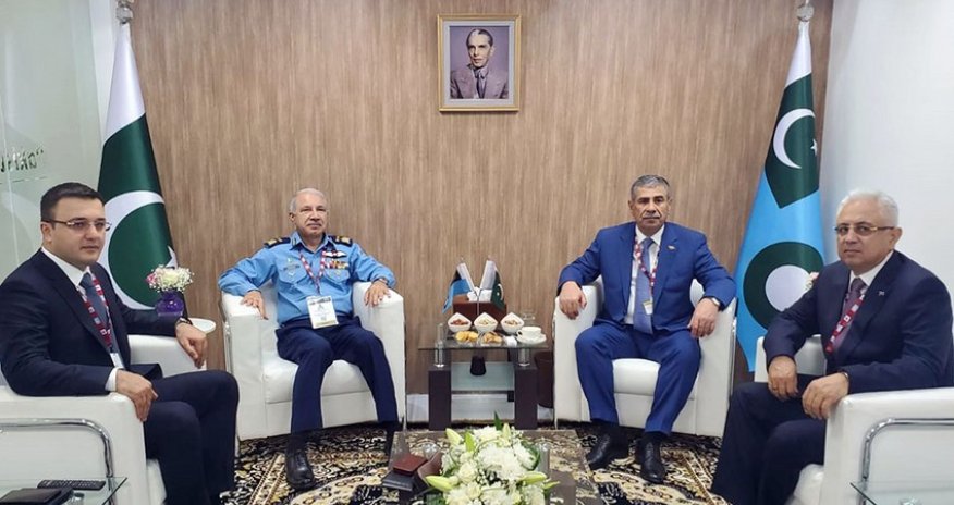 Azərbaycanla Pakistan arasında hərbi sahədə əməkdaşlıq məsələləri müzakirə edilib