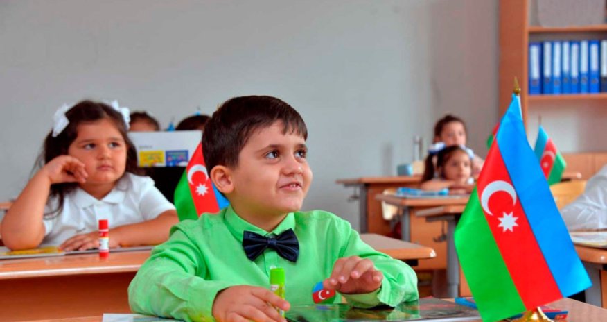 Məktəbəhazırlıq və I siniflərin yerdəyişməsinə başlanılıb