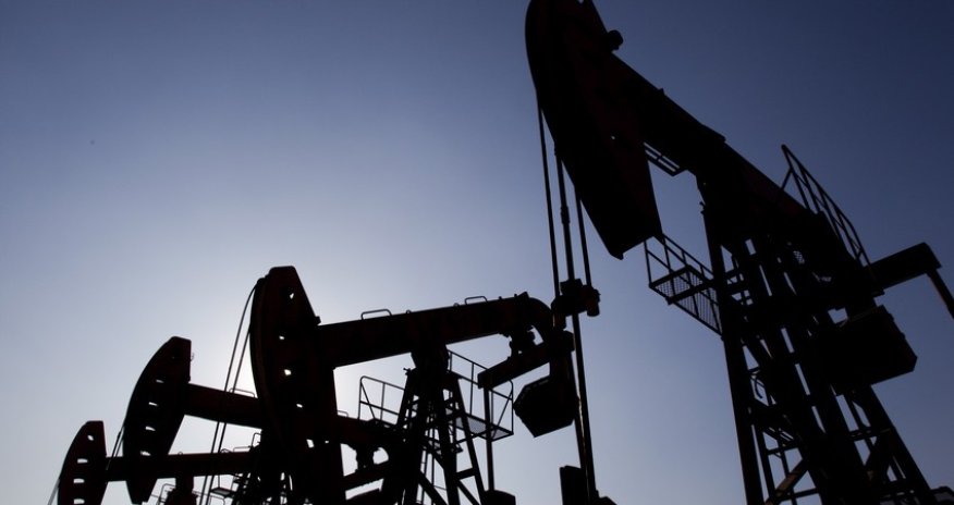Brent oil falls to $82 per barrel